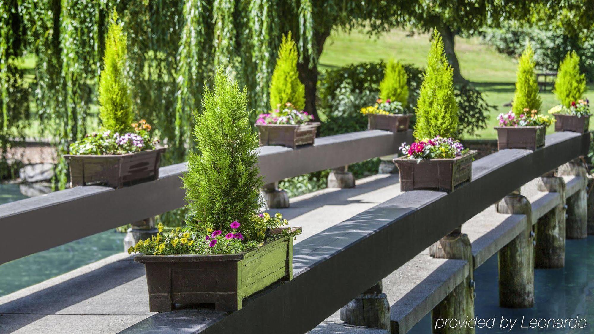Отель Talaris Conference Center Сиэтл Экстерьер фото