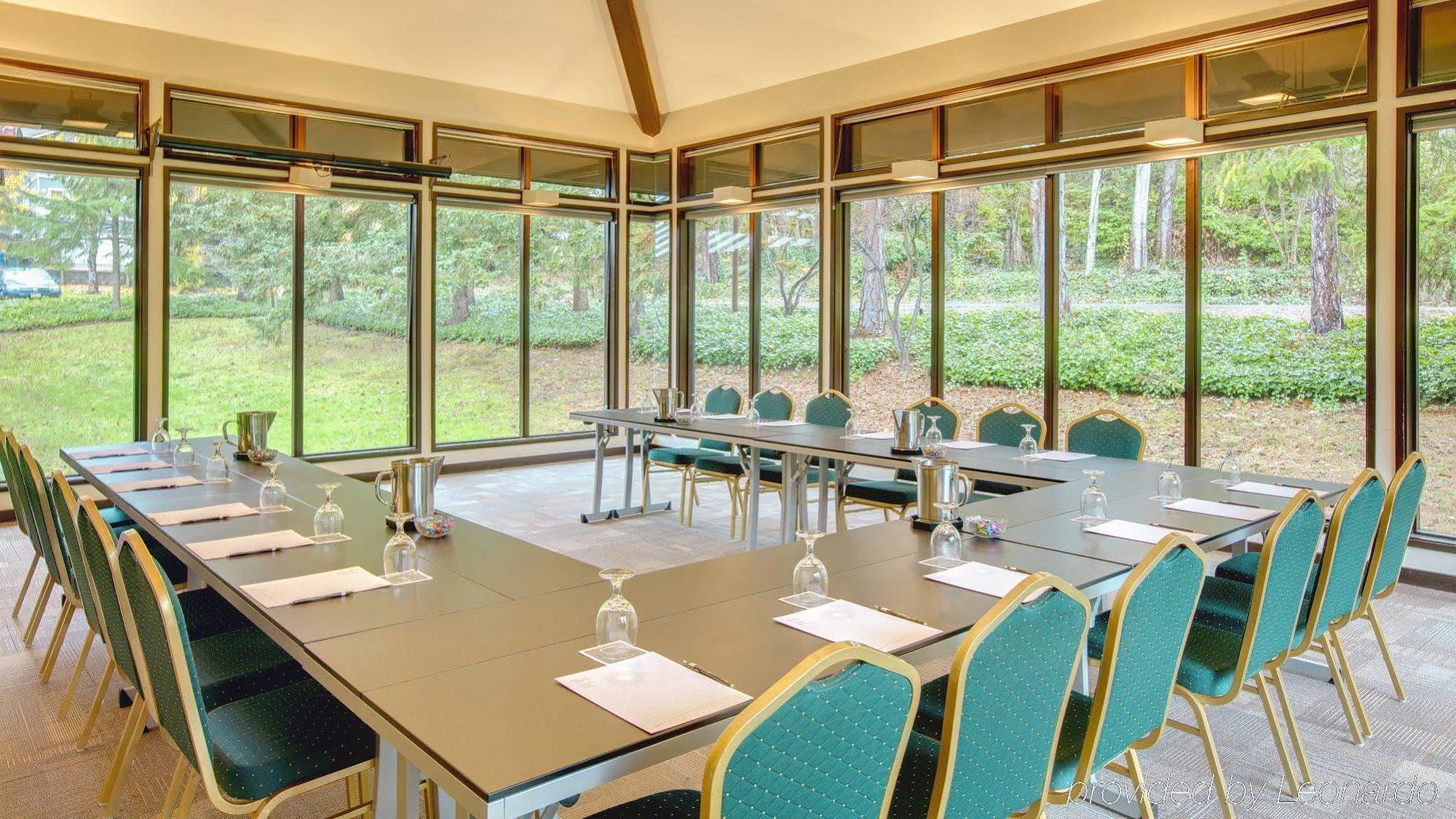 Отель Talaris Conference Center Сиэтл Экстерьер фото